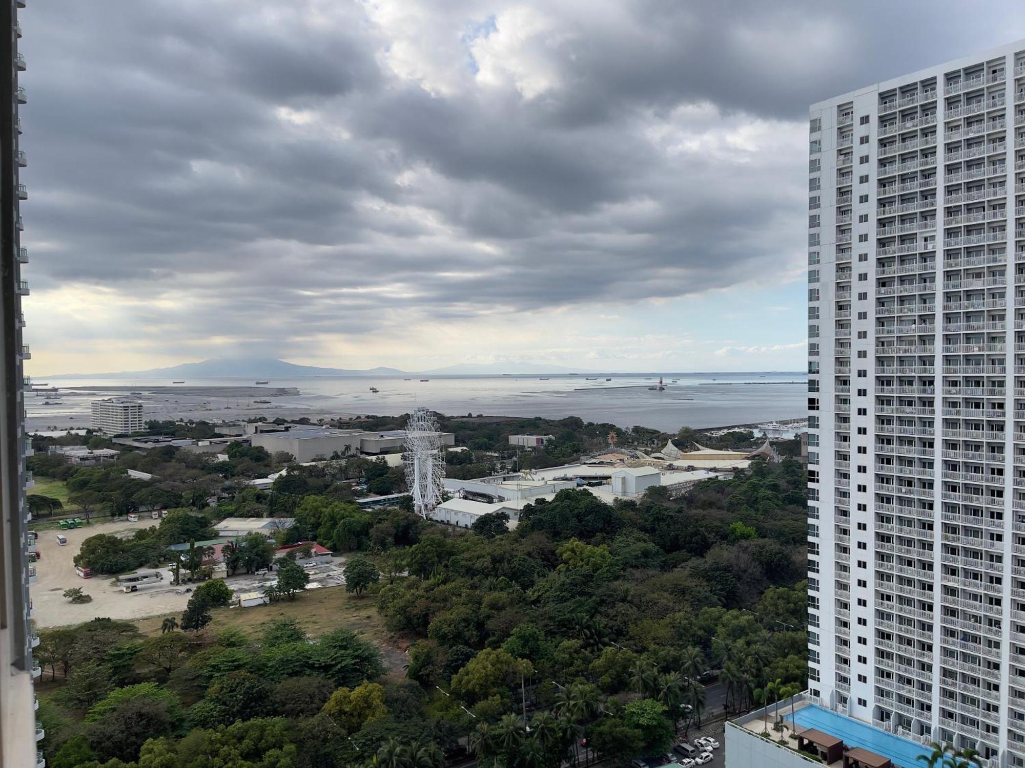 Smdc Coast Residences Пасай Экстерьер фото